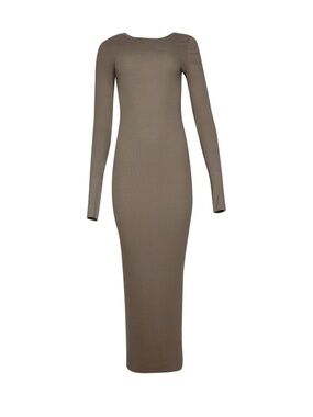 Eterne Long Sleeve Maxi Dress